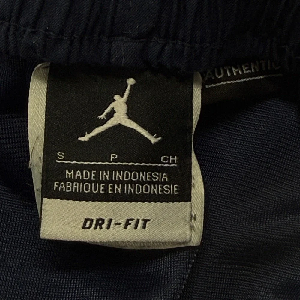 Jordan Marquette Basketball Shorts Mens‎ Small Navy Yellow Nike NCAA College